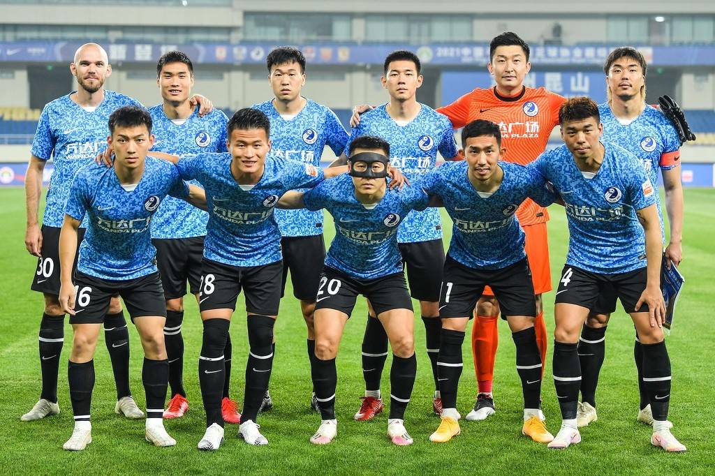 奥卡福尔抱怨没入选国家队，扎卡：有时候你得闭嘴去努力工作